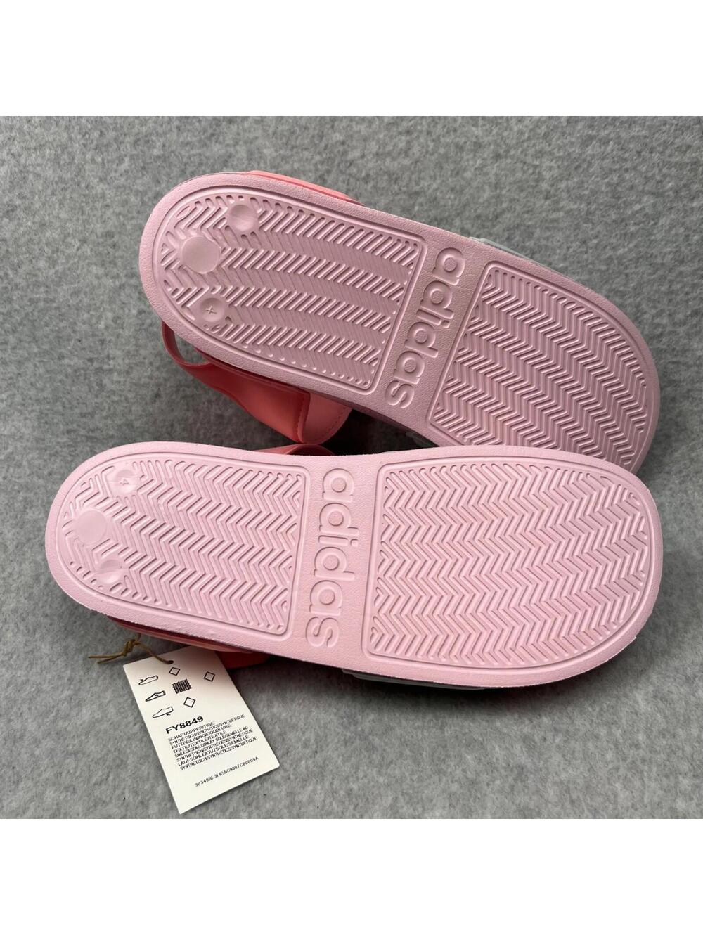 ADIDAS Kids Adilette Slides Sandals 4 youth Girls Classic Beach Summer Vaca - Picture 8 of 8
